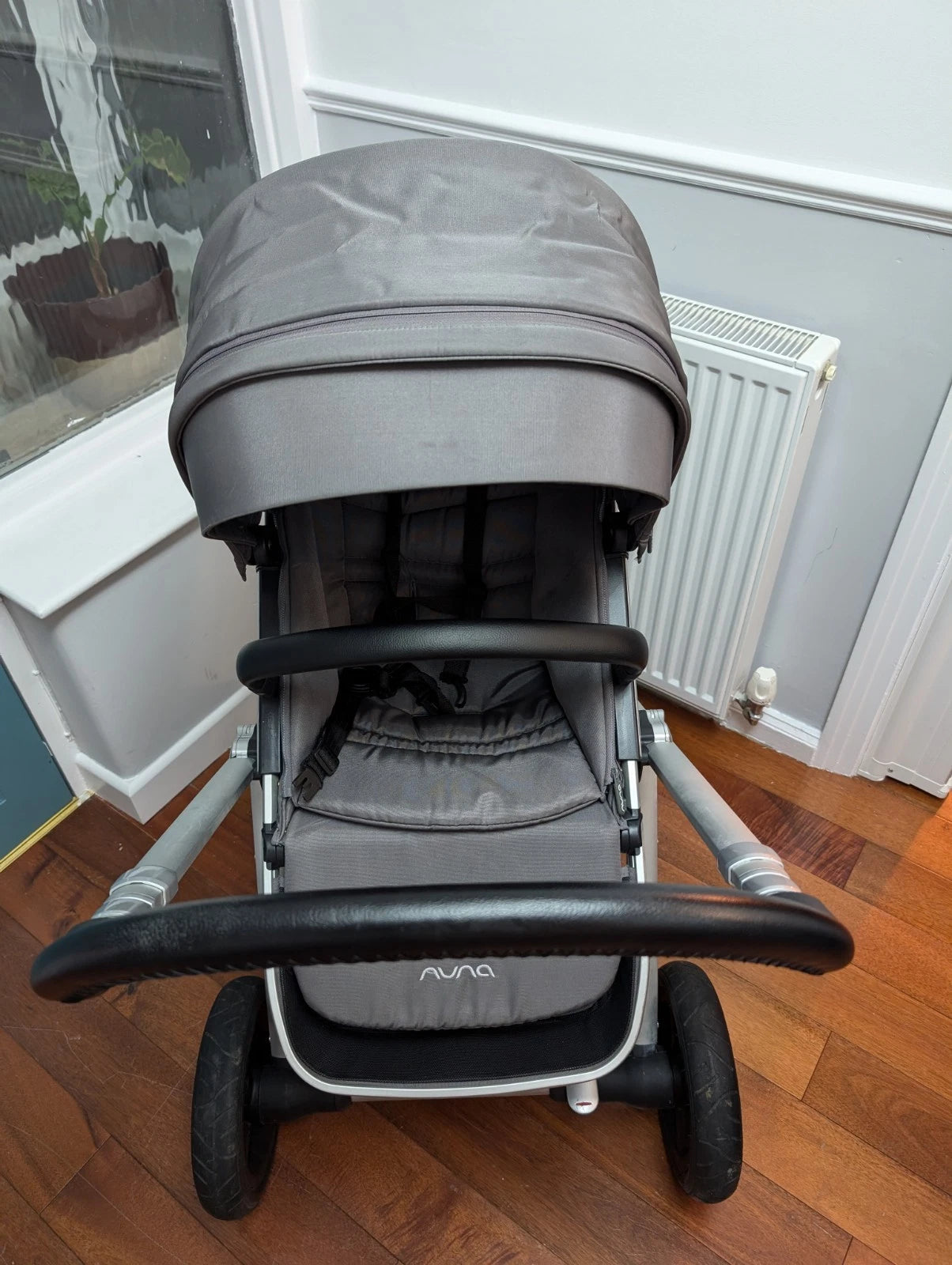 Nuna Ivvi Savi Pushchair – Grey