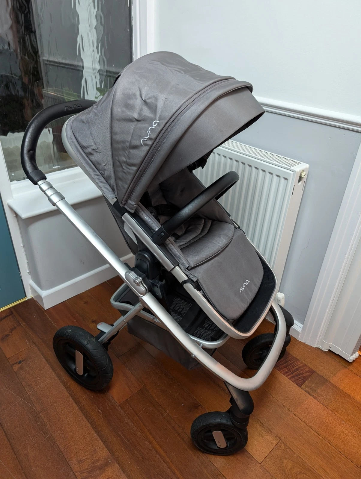 Nuna Ivvi Savi Pushchair – Grey