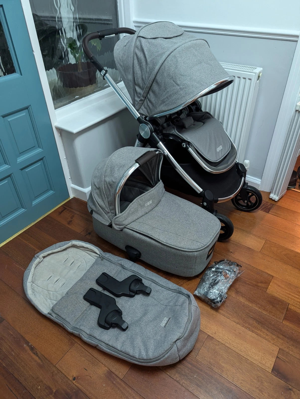 Mamas & Papas Ocarro Pushchair & Carrycot Travel System – Grey