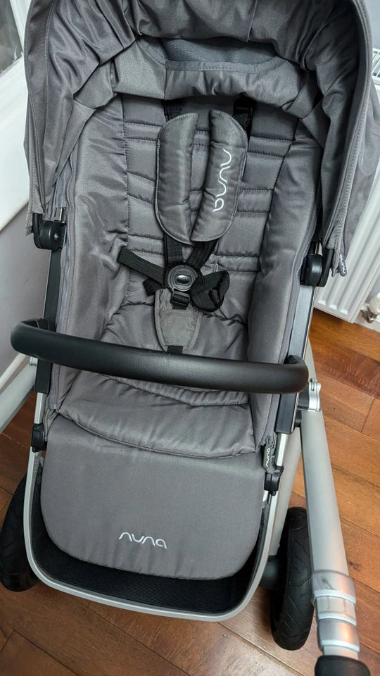 Nuna Ivvi Savi Pushchair – Silver