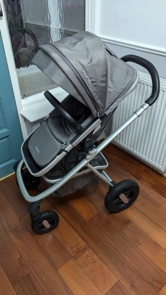 Nuna Ivvi Savi Pushchair – Silver