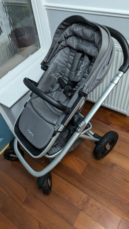 Nuna Ivvi Savi Pushchair – Silver