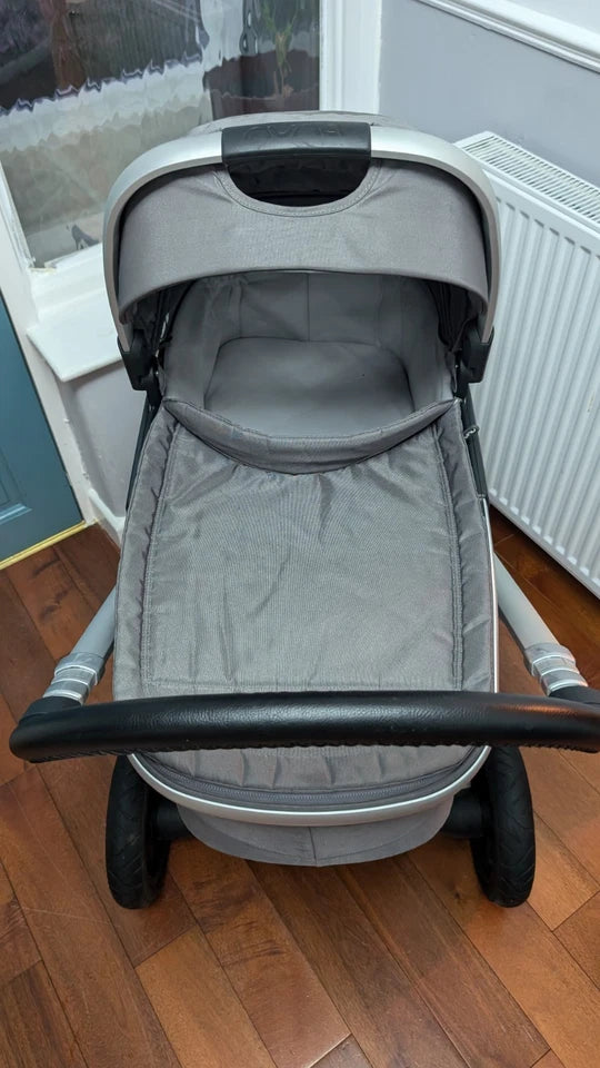 Nuna Ivvi Savi Pushchair – Silver